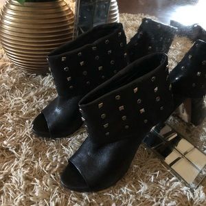 Vince camuto ankle boots